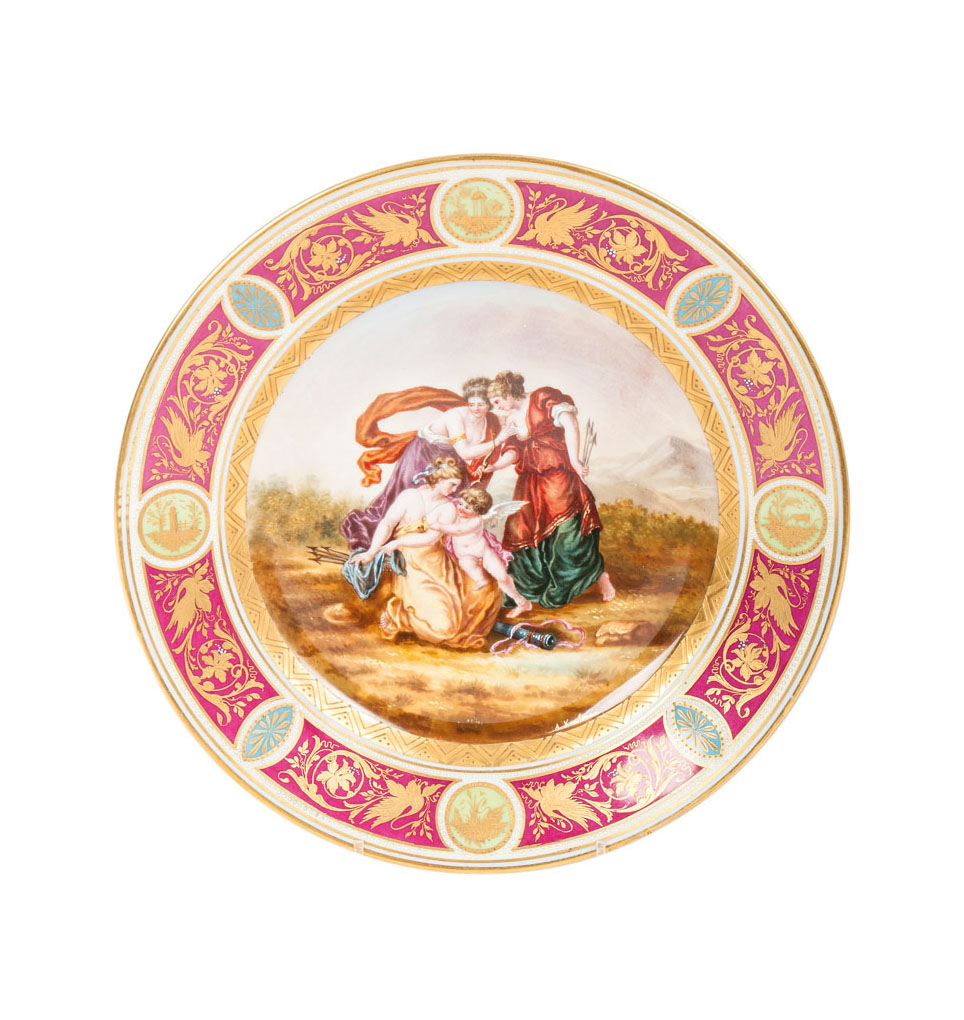 A decorative plate in Vienna style