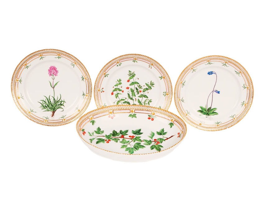 A set of Flora-Danica-tableware