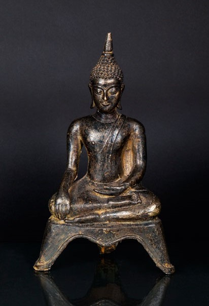 A bonze buddha 'Shakyamuni'