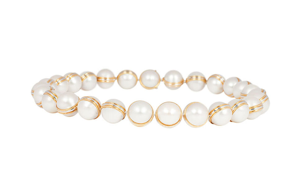 An extraordinary Mabé pearl necklace