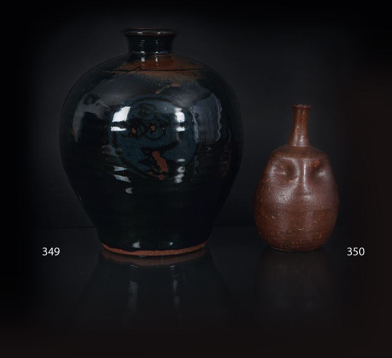A 'Mashikoyaki' vase