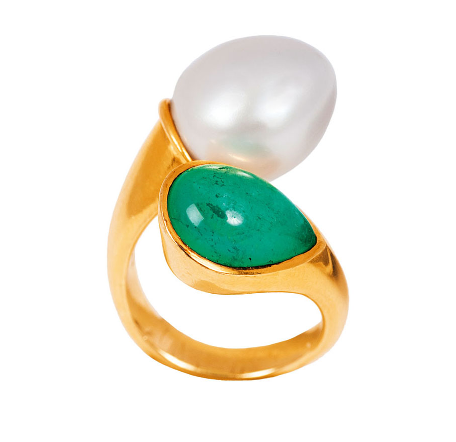 An emerald Southsea ring