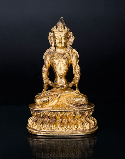 A bronze buddha 'Amitabha'