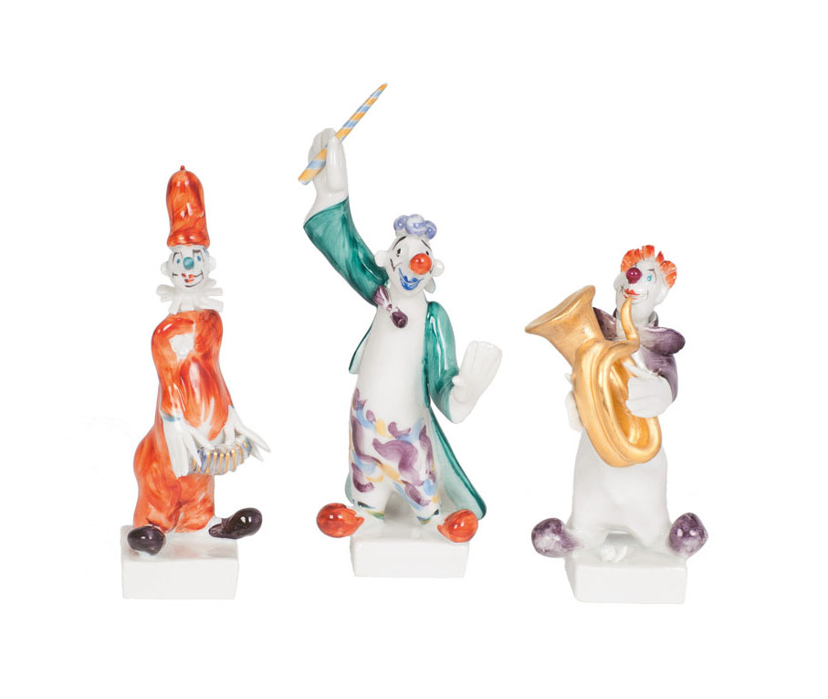 A set of 3 clown-figures