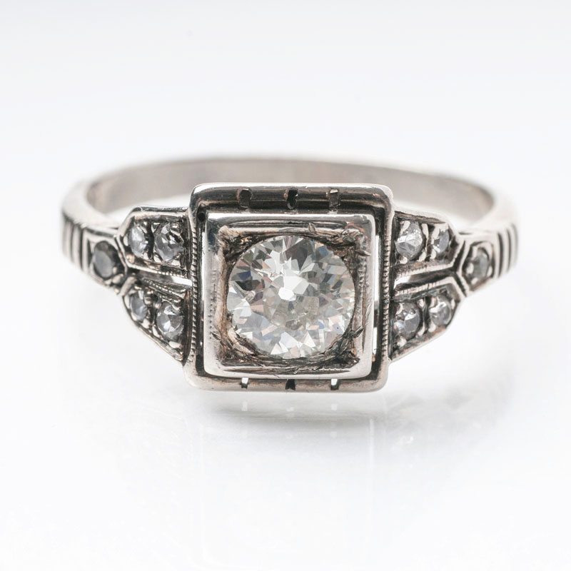 An Art-Nouveau diamond ring