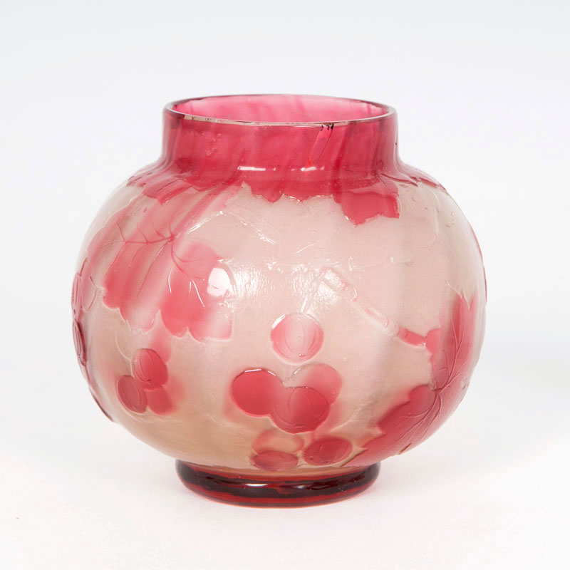 A small Art Nouveau cameo glass vase 'Grappe'