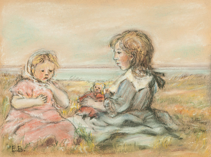 Zwei Mädchen mit Puppe am Strand