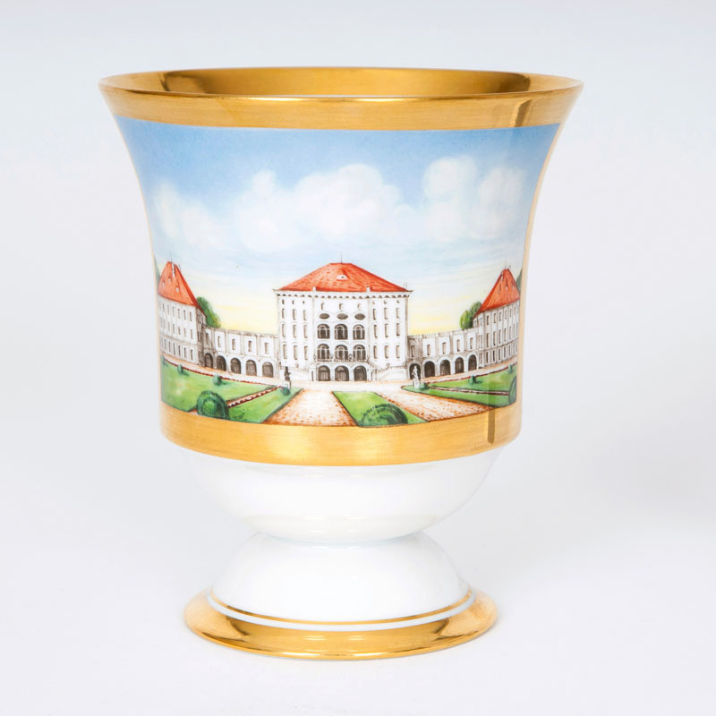 A beaker with view to the Nymphenburg castle