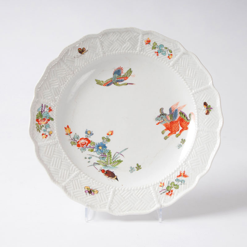 A plate with Kakiemon-decor 'Korean Lion'