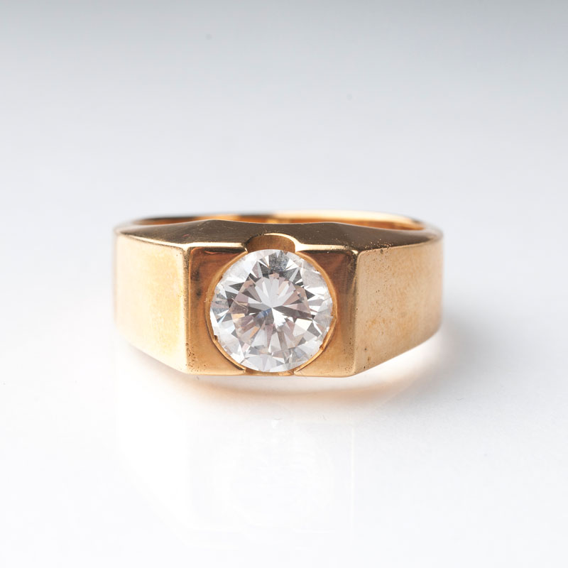 A high carat gentlemen's solitaire ring