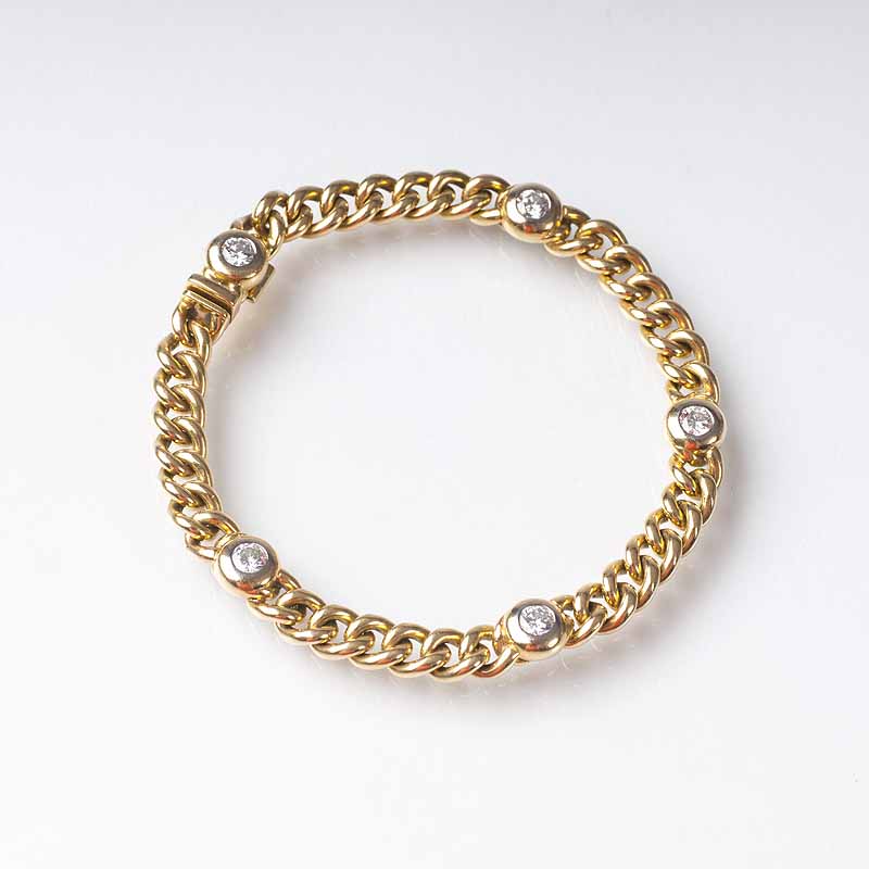 A chain bracelet with diamonds