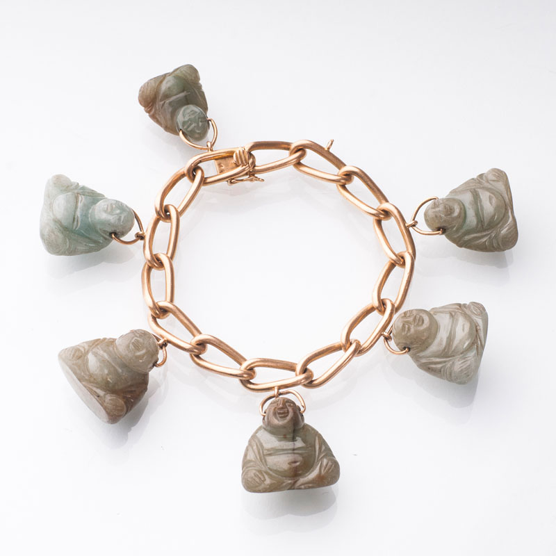 A french gold bracelet with jade pendants 'Budais'