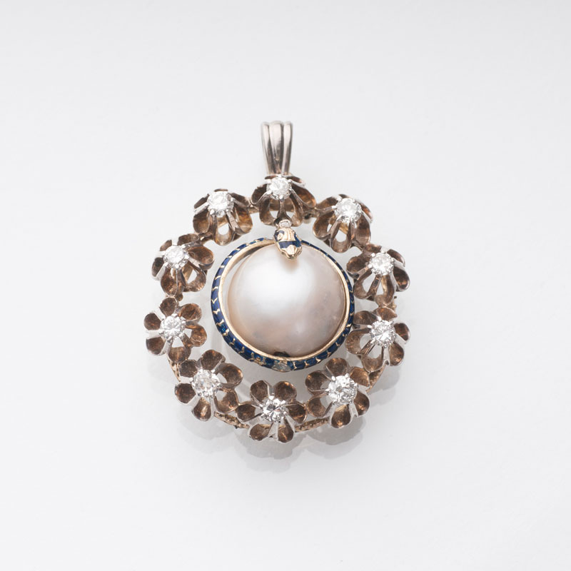 A natural pearl diamond pendant