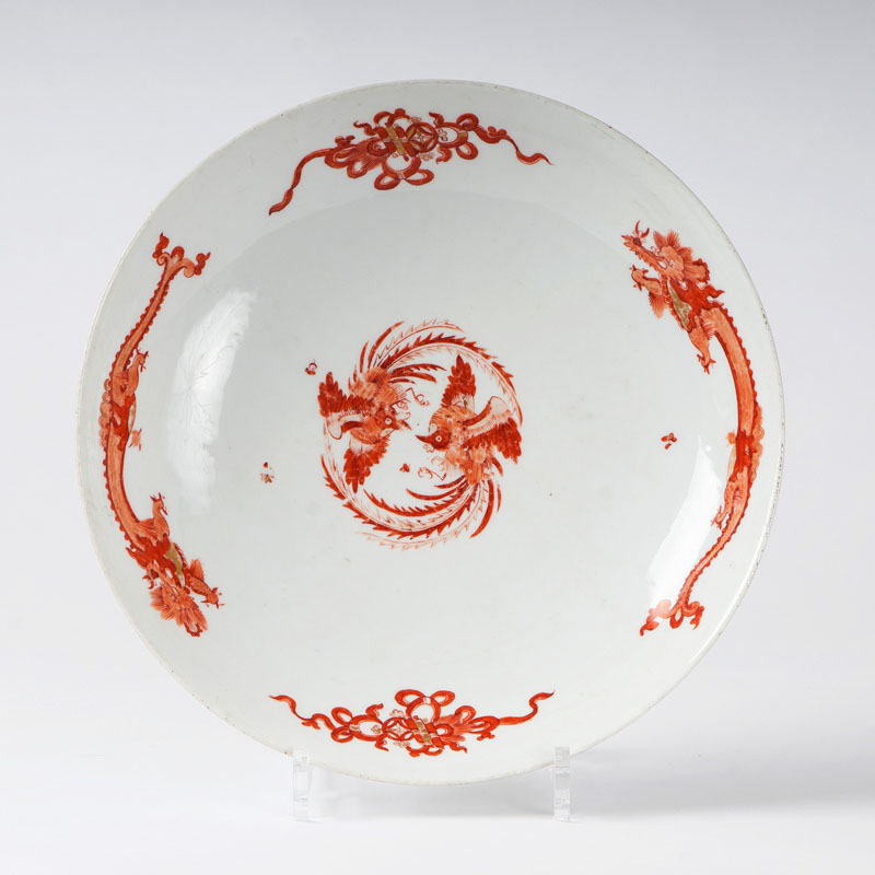 A large round plate from the service with the 'Red Dragon'