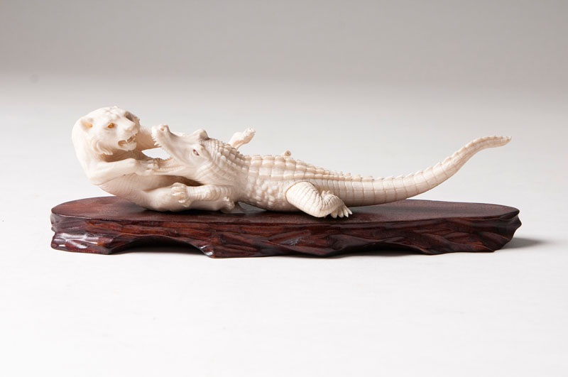 A fine carving 'Tiger and crocodile'