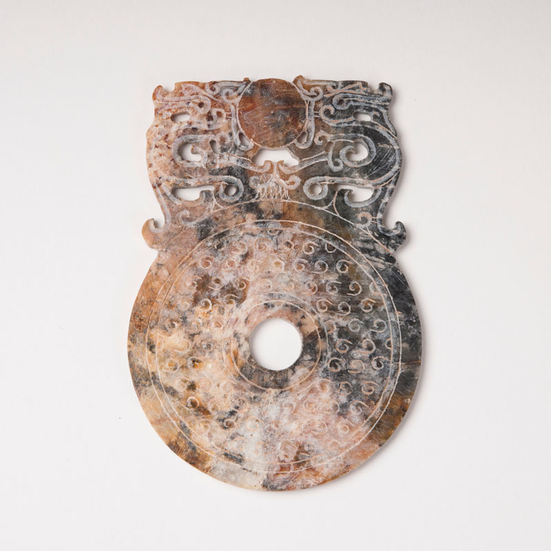 A jade disc Bi with chilong dragons
