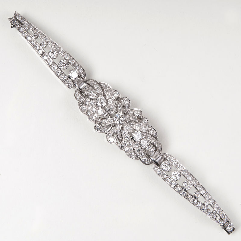 A high quality, french diamond bracelet - image 2