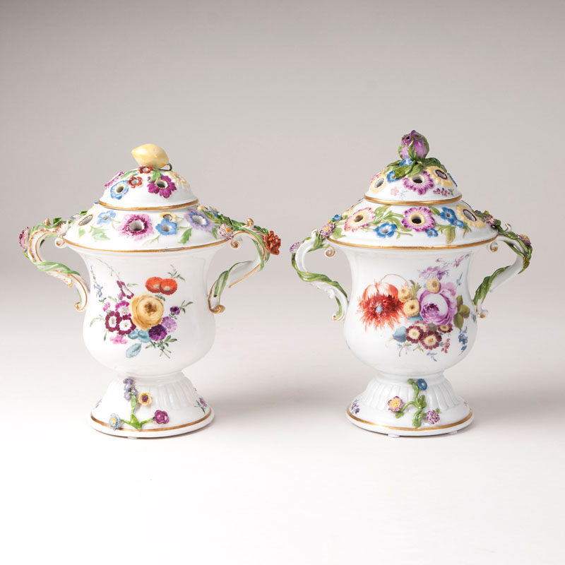 A pair of small potpourri vases with flower painting