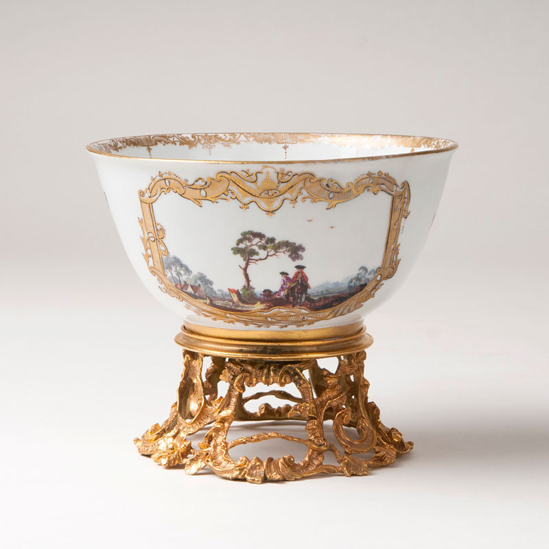 A bowl with gilded bronze mount