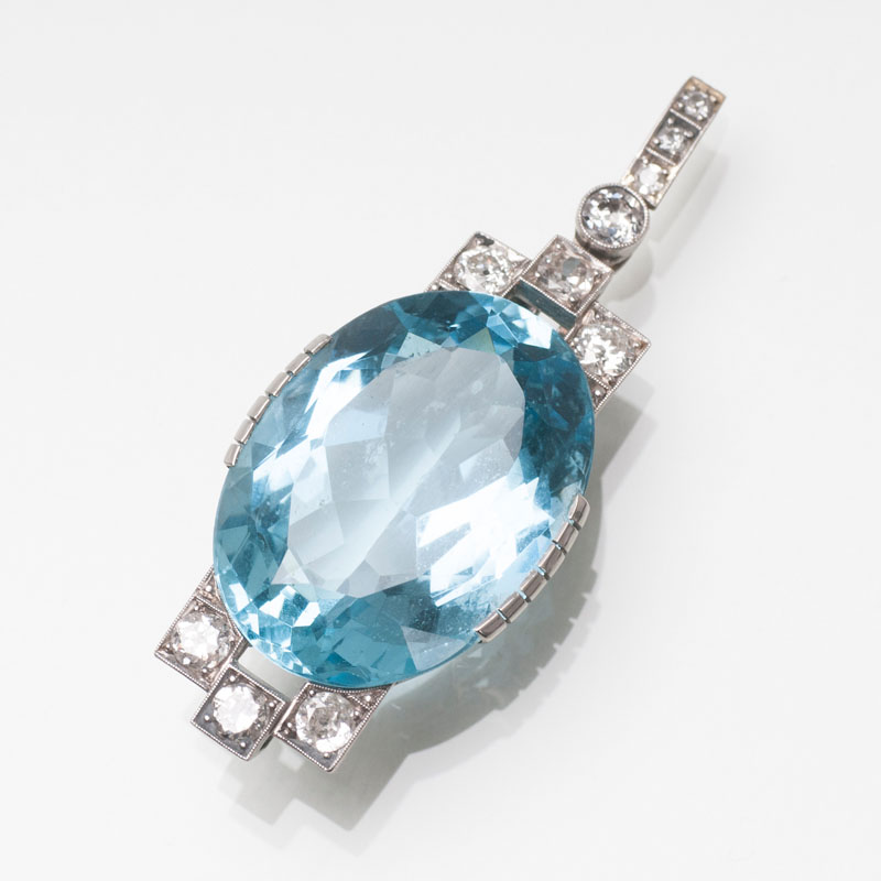 An Art-déco pendant with aquamarine and diamonds 'Santa Maria'