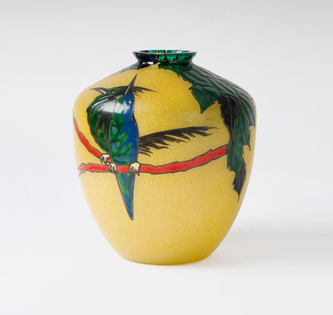 An Art Déco glass vase 'Exotic Birds'