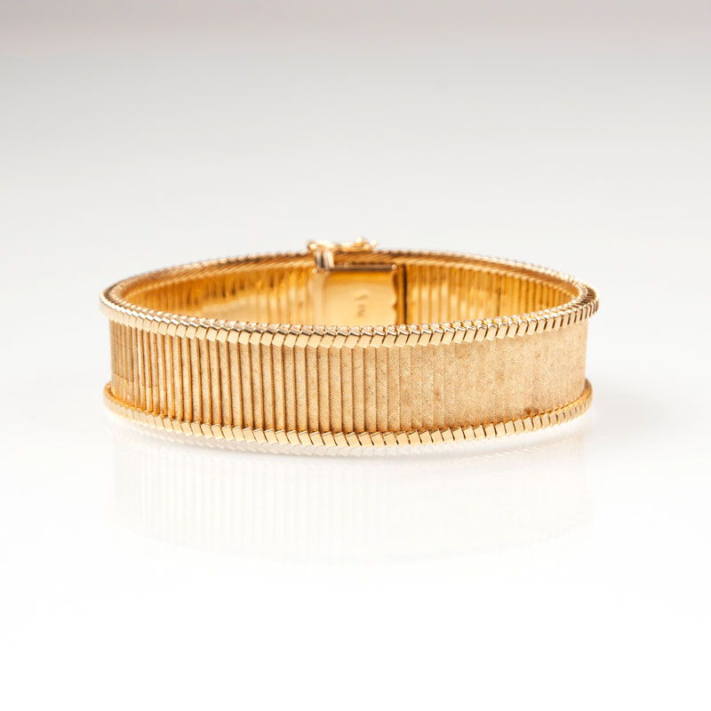 A golden bracelet