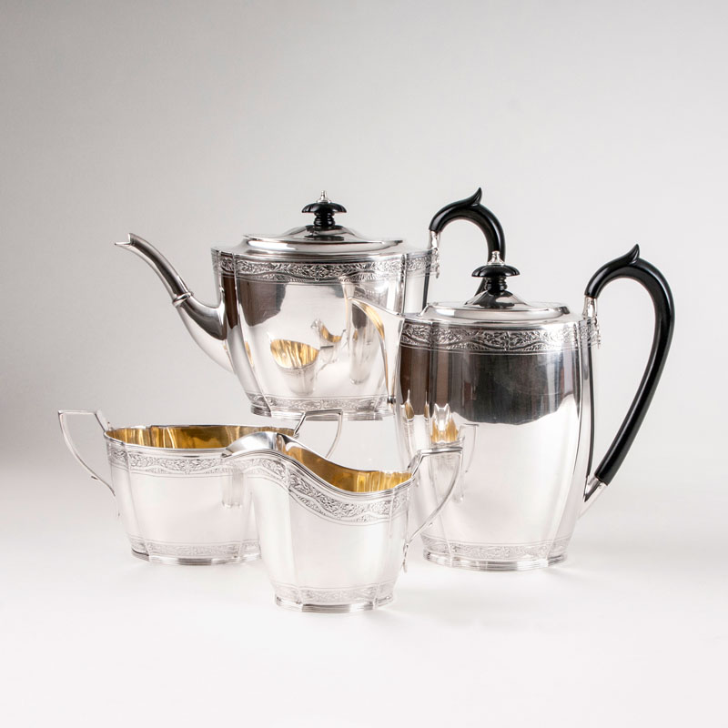 A tea- and coffeeset by Nayler Brothers