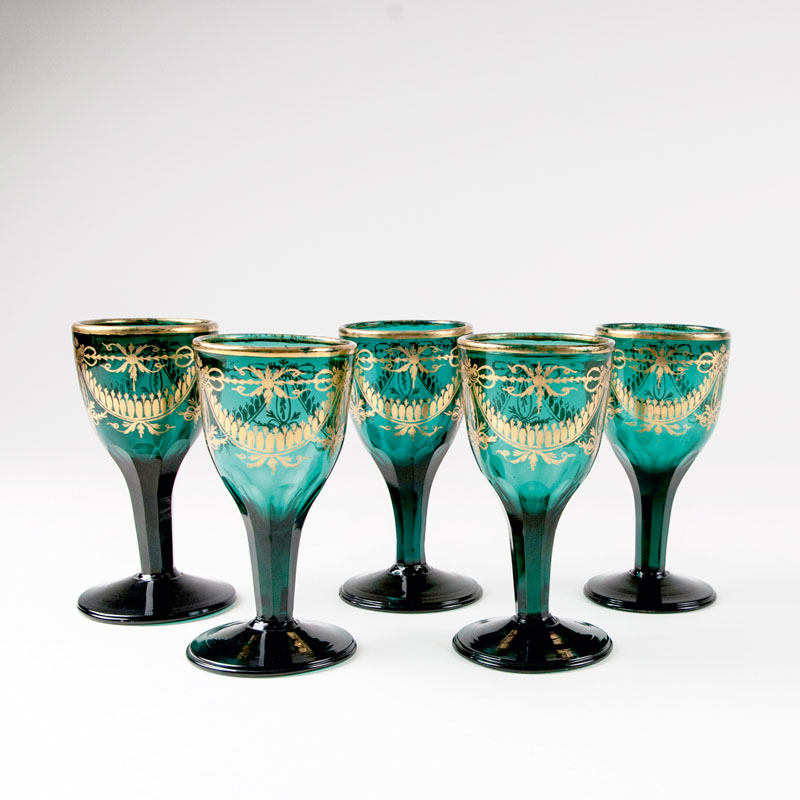 A set of 12 Louis-Seize-goblets with gold decor