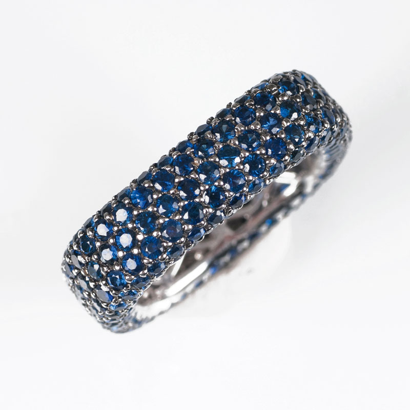 Moderner Memory-Saphir-Ring