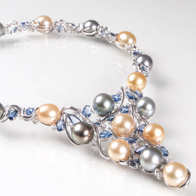 An extraordinary necklace with Southsea pearls, sapphires and diamonds