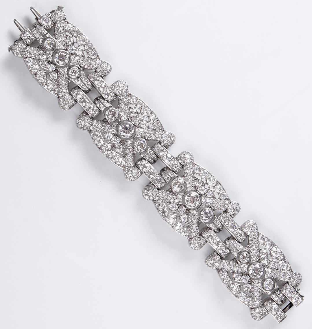 An Art Déco bracelet with old cut diamonds - image 2
