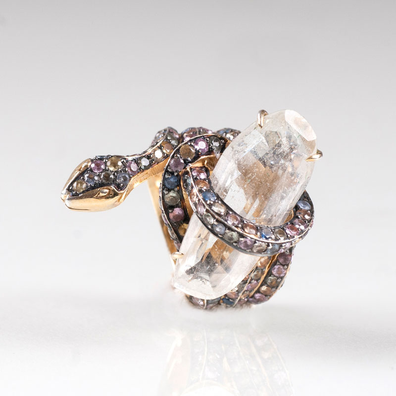 An aquamarine sapphire ring 'Snake'