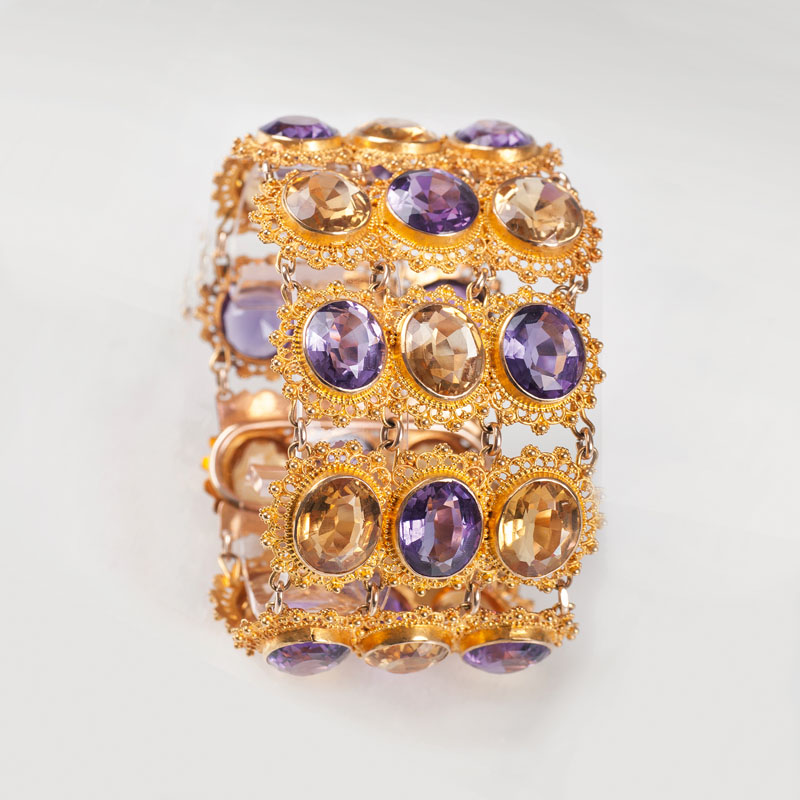 A citrine amethyst bracelet