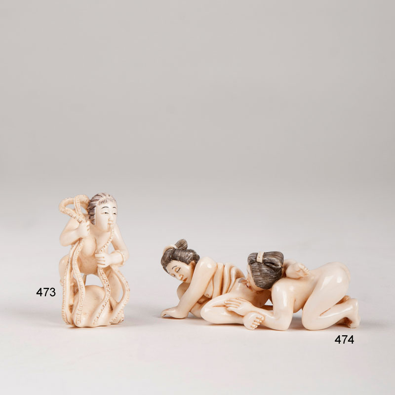 An erotic shunga-netsuke '2 women at loveplay'