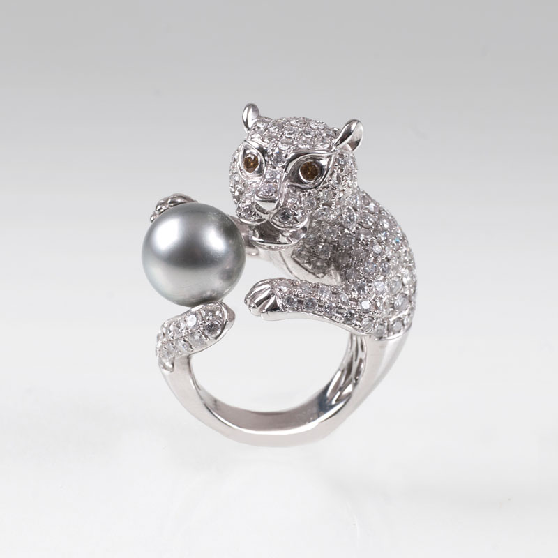 Hochkarätiger Diamant-Ring mit Südseeperle 'Panther'