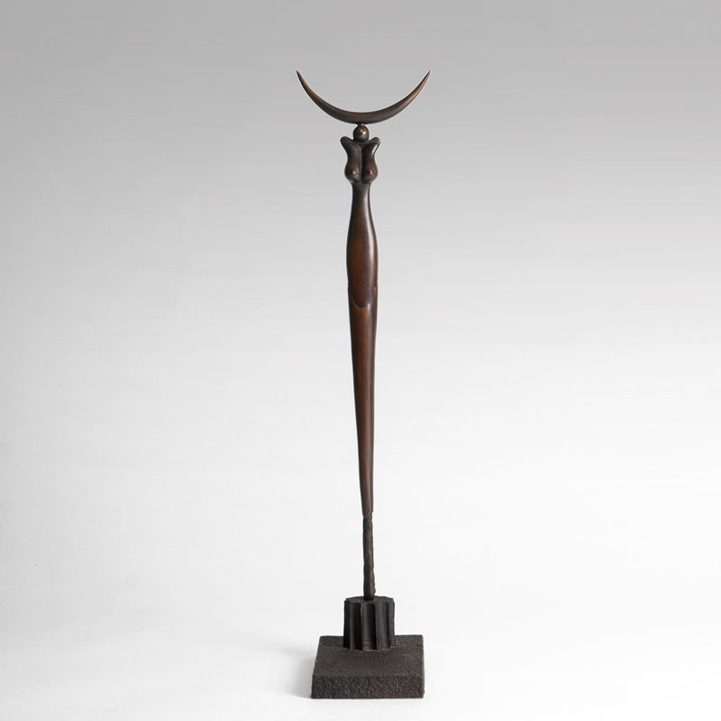 A bronze sculpture 'Small crescent Stele'