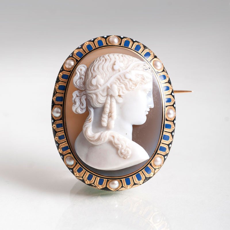 A Napoleon III cameo brooch 'Demeter' with seedpearls and enamel