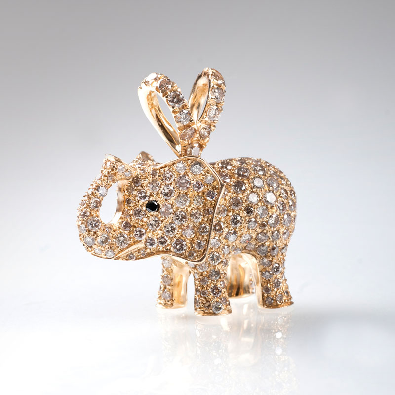 A highcarat diamond pendant 'Elephant'