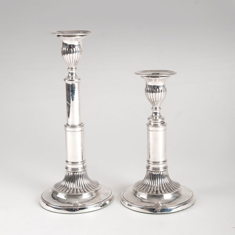 A pair of Georgian telescopic candlesticks - image 2