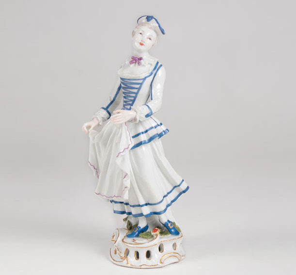 A porcelain figure 'dancing Columbine'