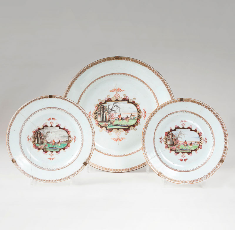 A set of 3 'Compagnie des Indes' dishes