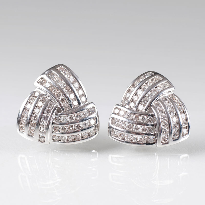 A pair of diamond earstuds