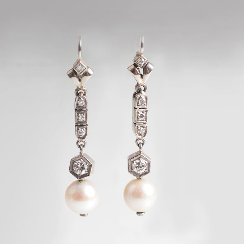 A pair of pearl diamond earpendants