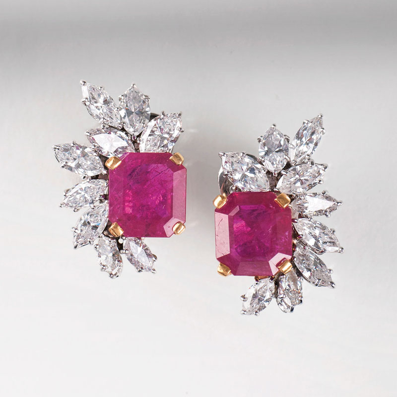 A pair of exzellent diamond earclips with natural rubies