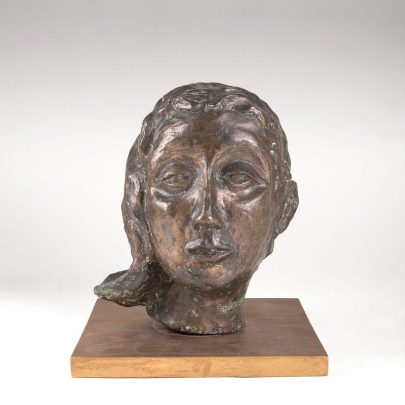 An expressive female portrait head