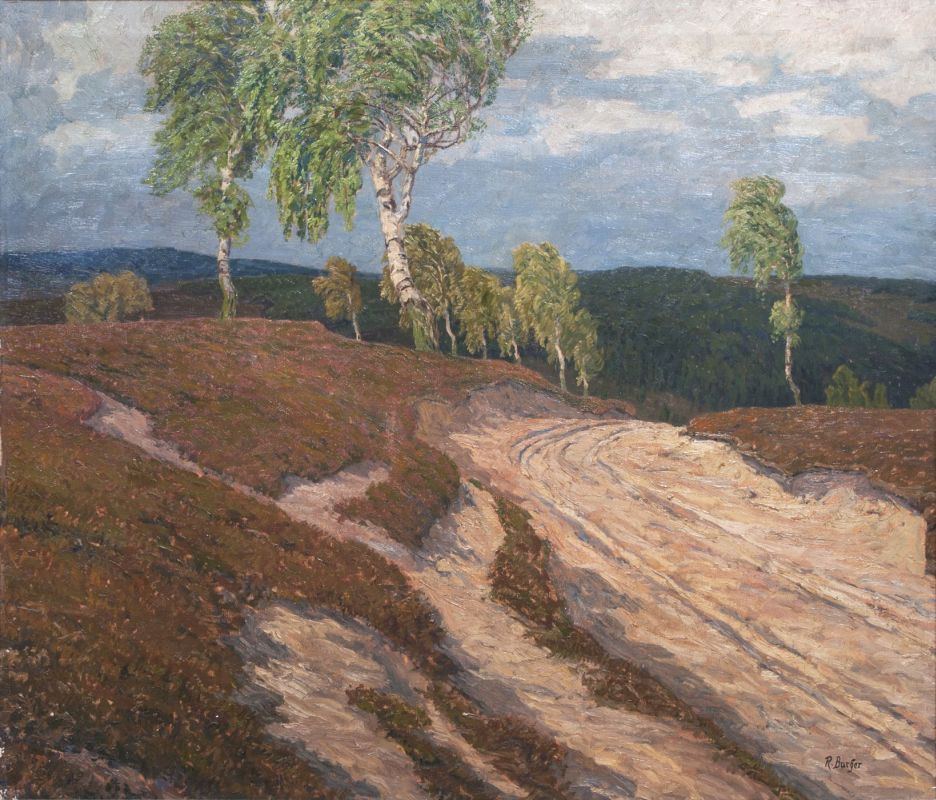Hügelige Landschaft mit Birken