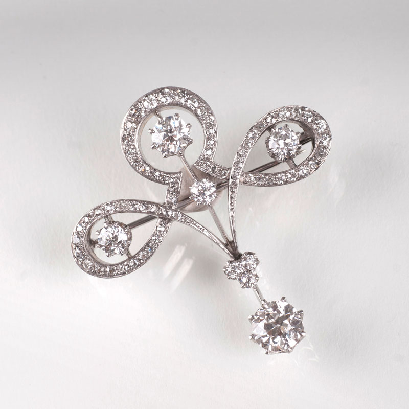 An Art Nouveau diamond brooch