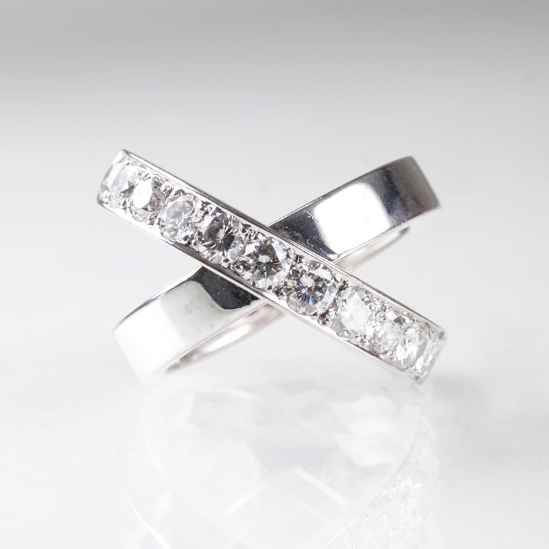 A modern diamond ring - image 2