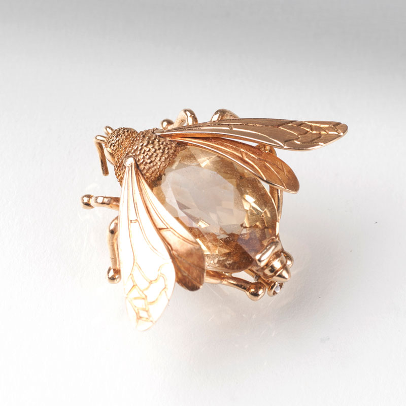 A Vintage citrine gold brooch 'Bumblebee'