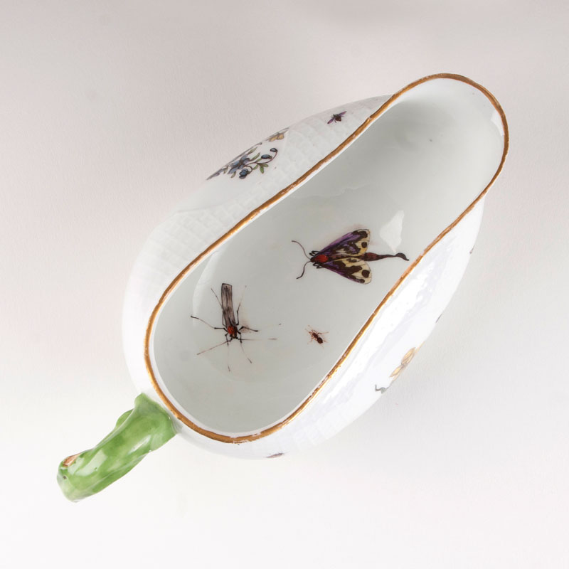 Seltener Bourdalou mit Blumen- und Insektenmalerei - Bild 3